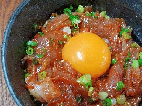 マグロの中落ちで☆　「韓流ユッケ丼」